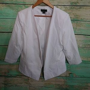 White blazer with texture. 3/4 sleeve 14 NWOT